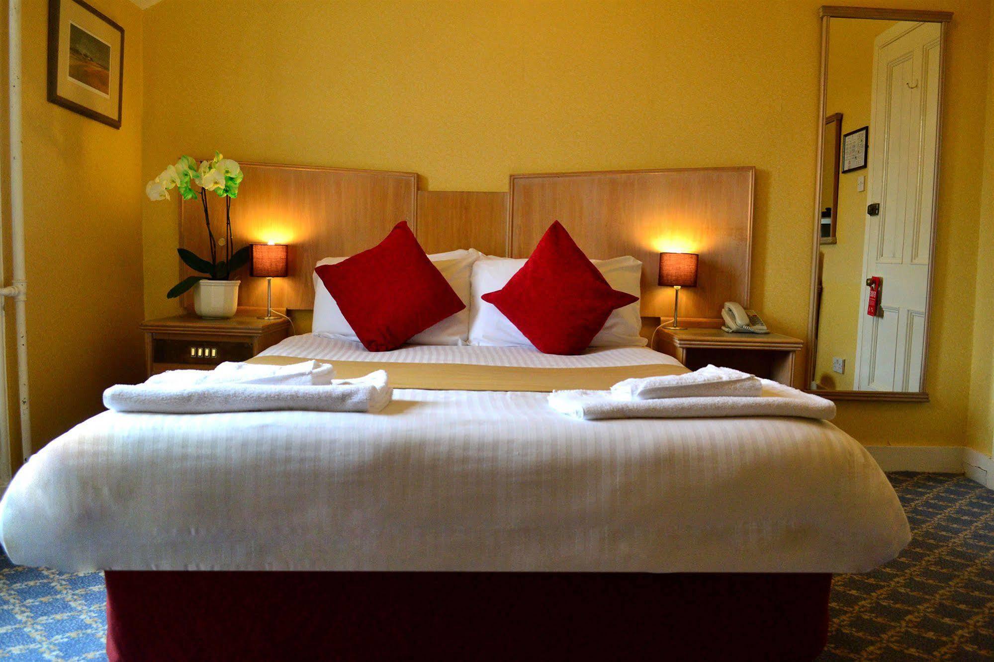 Stotfield Hotel Lossiemouth ภายนอก รูปภาพ