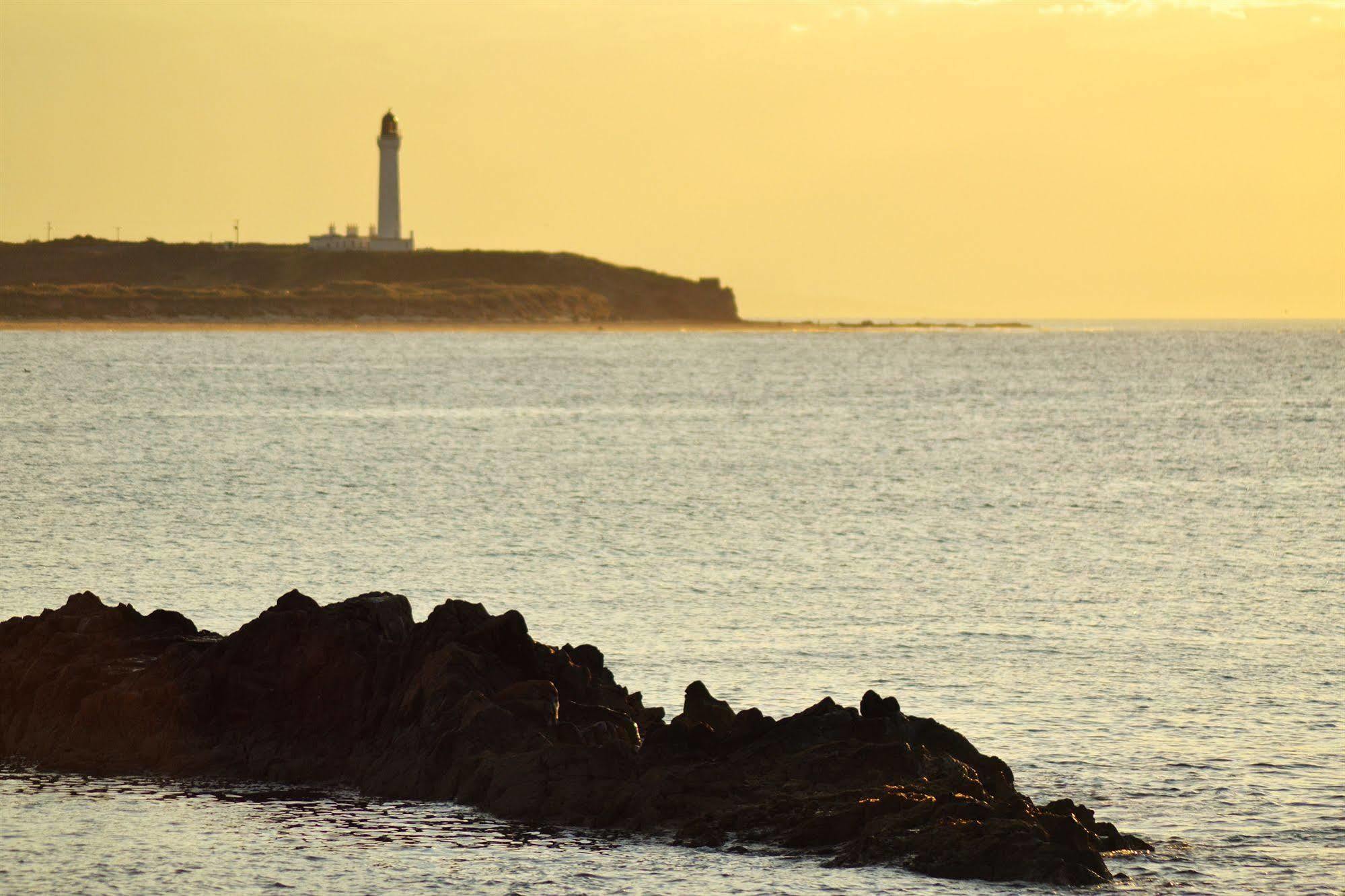 Stotfield Hotel Lossiemouth ภายนอก รูปภาพ