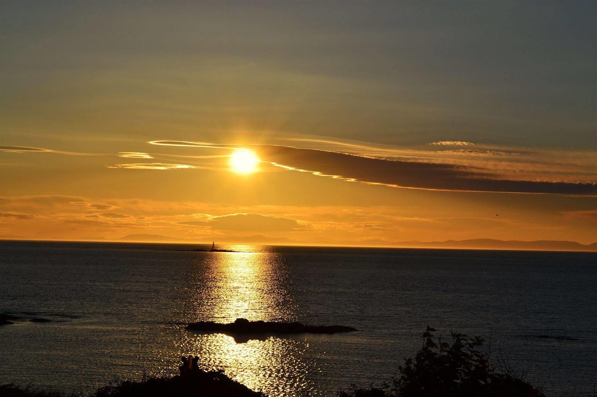 Stotfield Hotel Lossiemouth ภายนอก รูปภาพ